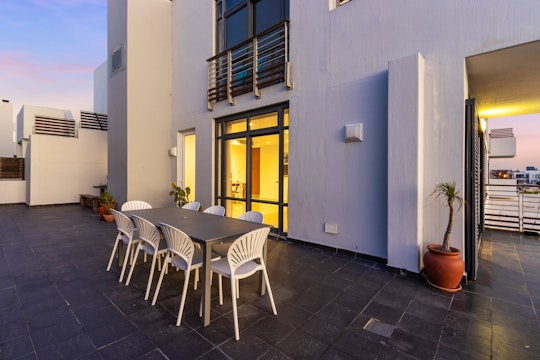 Bloubergstrand Accommodation at  | Viya