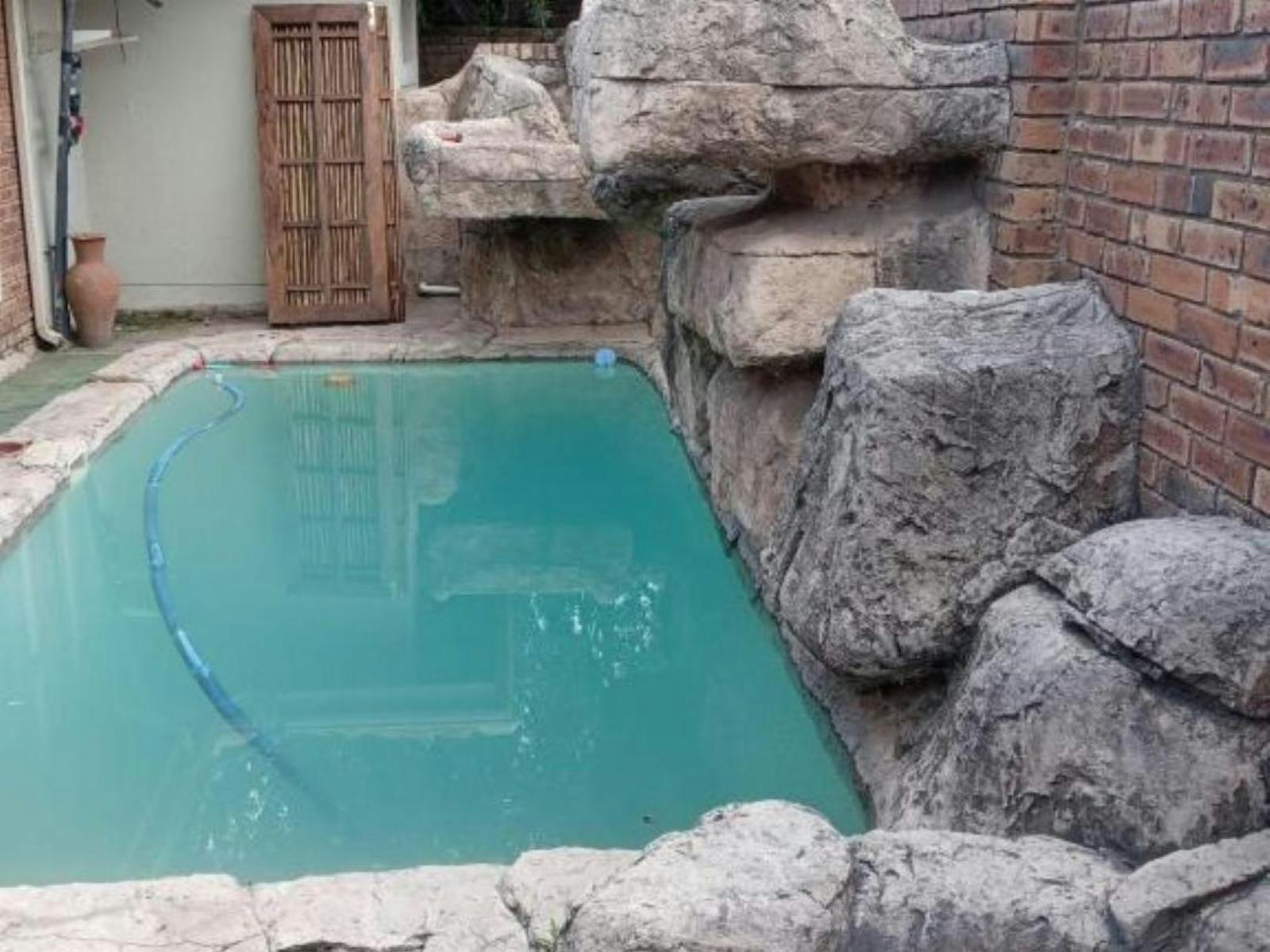 KWR Guest House image no 2 of 9