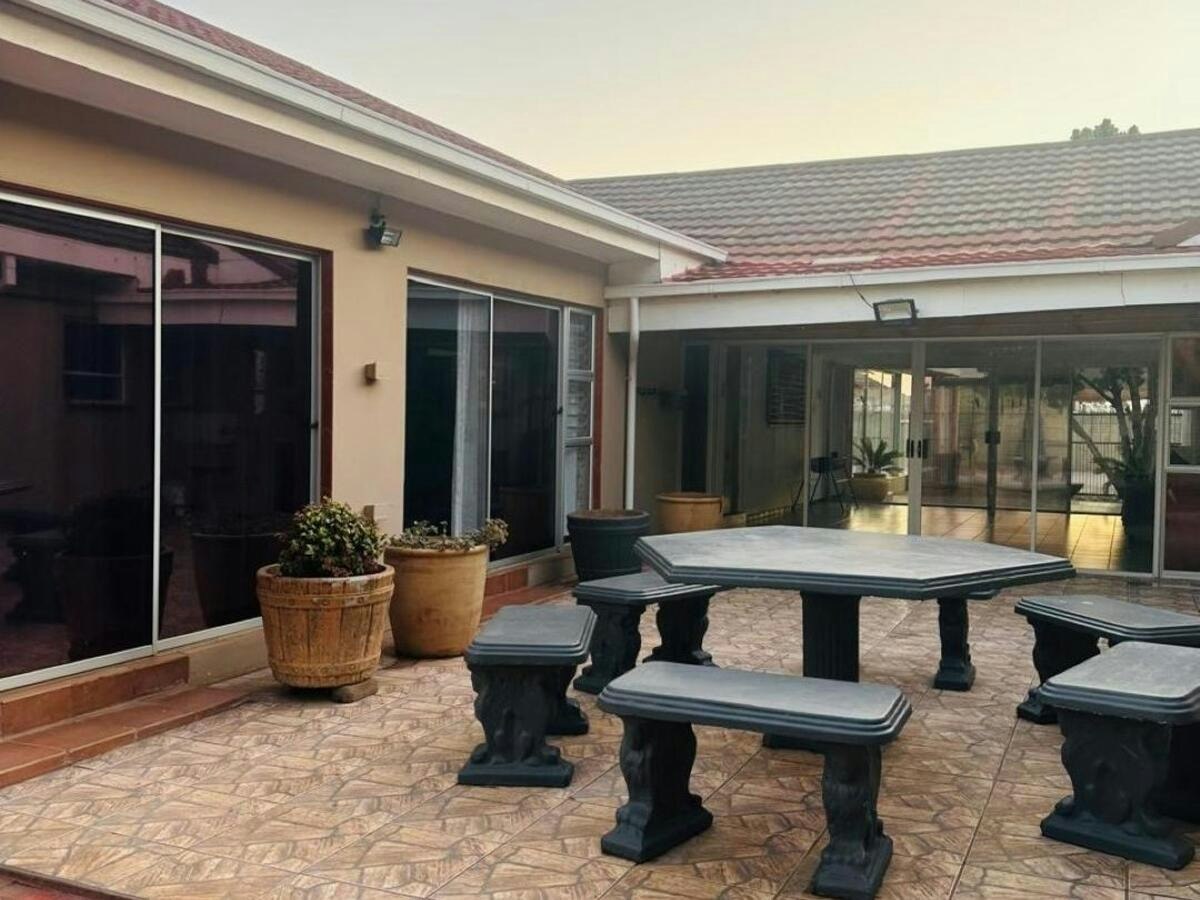Palisades Lodge image no 4 of 19