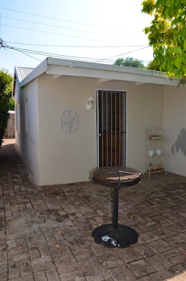 Eastern Cape Accommodation at Corner Cottage Self-catering | Viya