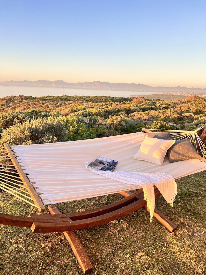 Western Cape Accommodation at Romansbaai Ocean Retreat | Viya