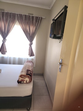 North West Accommodation at  | Viya