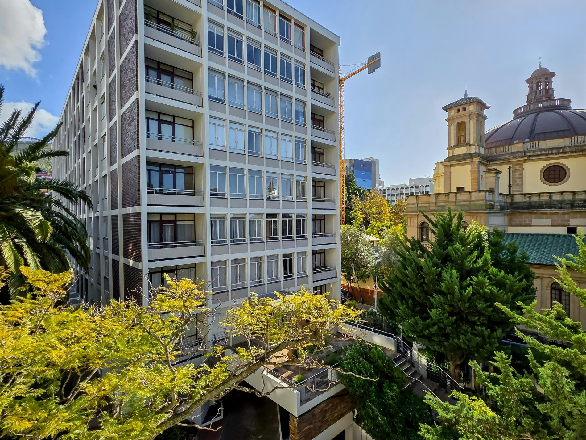 St Martini Gardens Balcony Apartment image no 32 of 41