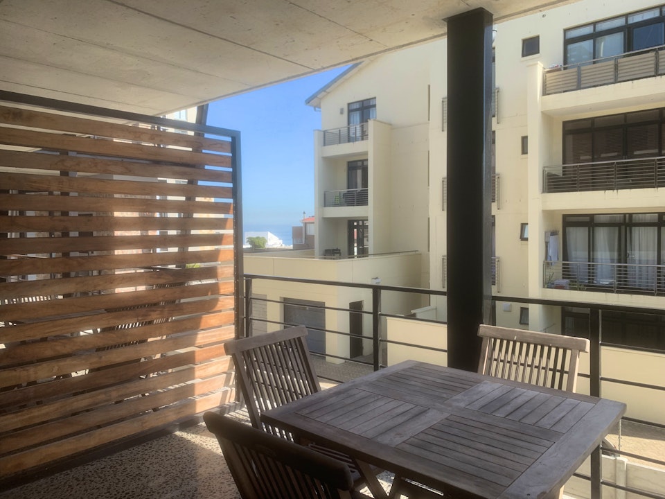 Bloubergstrand Accommodation at  | Viya