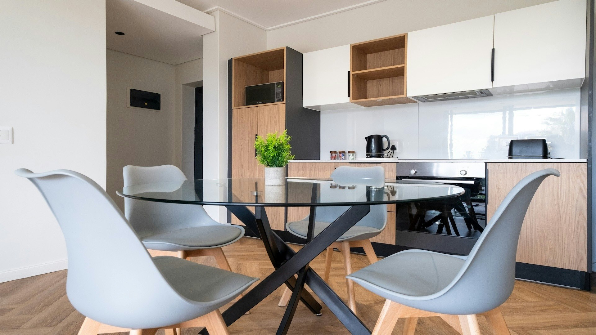 2 Bed Apartment – On Park Unit 315 image no 22 of 29