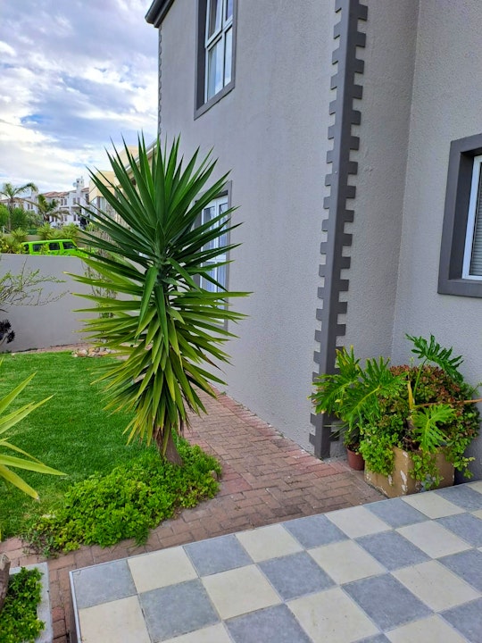 Bloubergstrand Accommodation at  | Viya