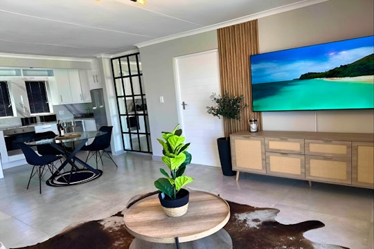 Bloubergstrand Accommodation at  | Viya