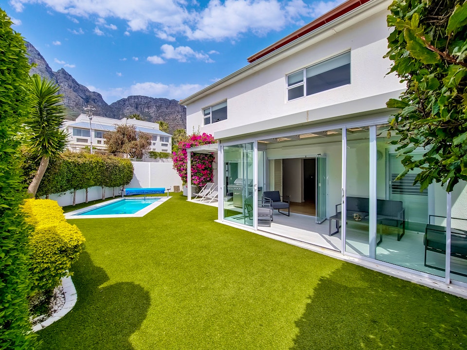 Hout Bay Accommodation at  | Viya