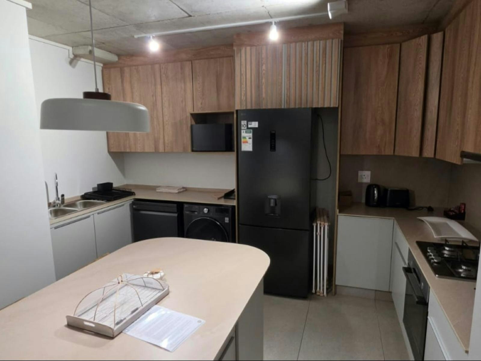 102 Burleigh Self-Catering Unit image no 4 of 25