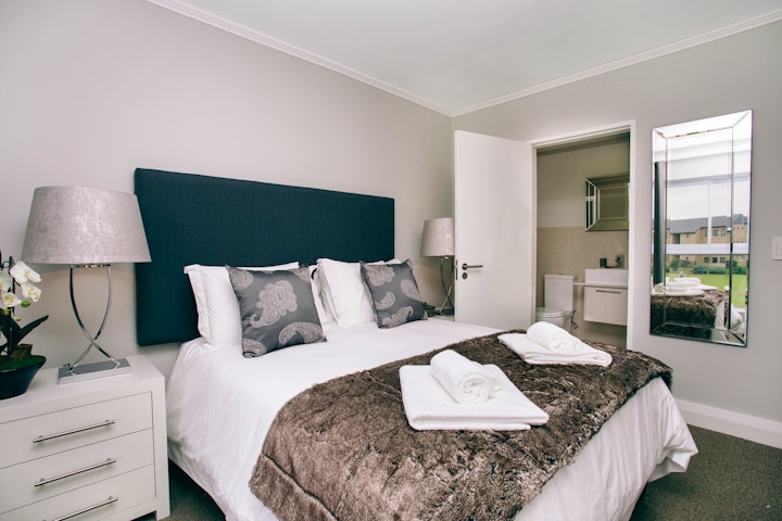 Northern Suburbs Accommodation at Luxury Apartment | Viya