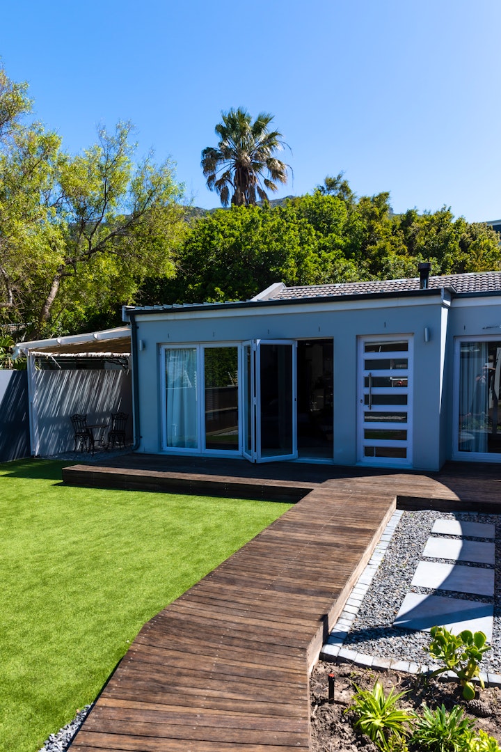 Cape Town Accommodation at Mountain Close Family Home | Viya