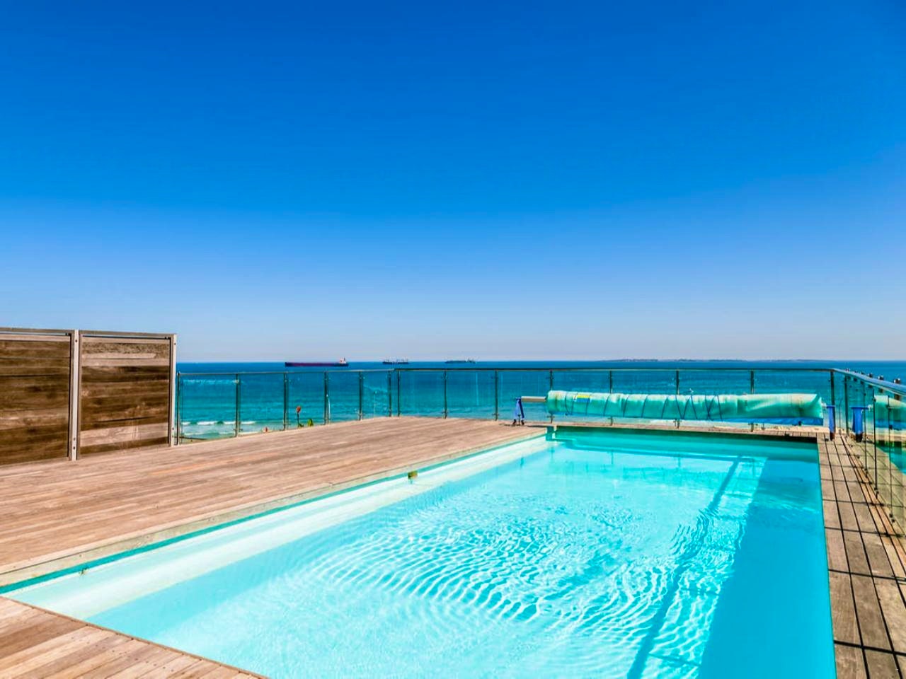 Bloubergstrand Accommodation at  | Viya