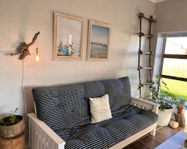 Struisbaai Accommodation at Makulu Strand House | Viya