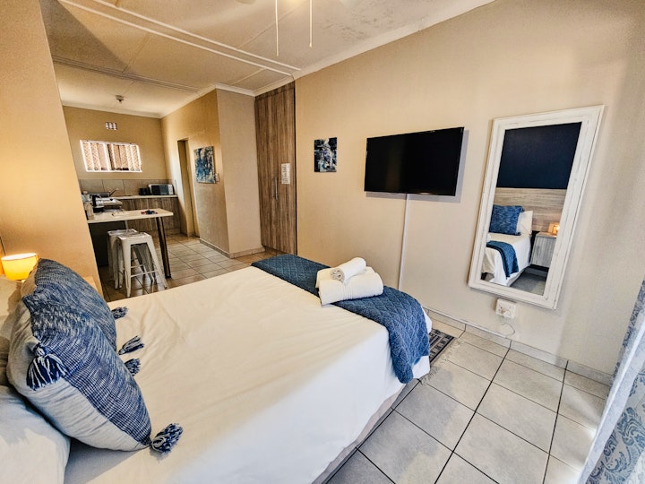 Eastern Cape Accommodation at Sea Breeze Manor - Blue Unit | Viya