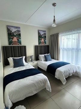 Cape Town Accommodation at De Velde 803 | Viya