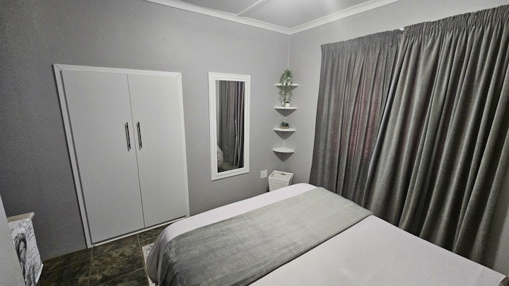 Karoo Accommodation at Olyf Takkie | Viya