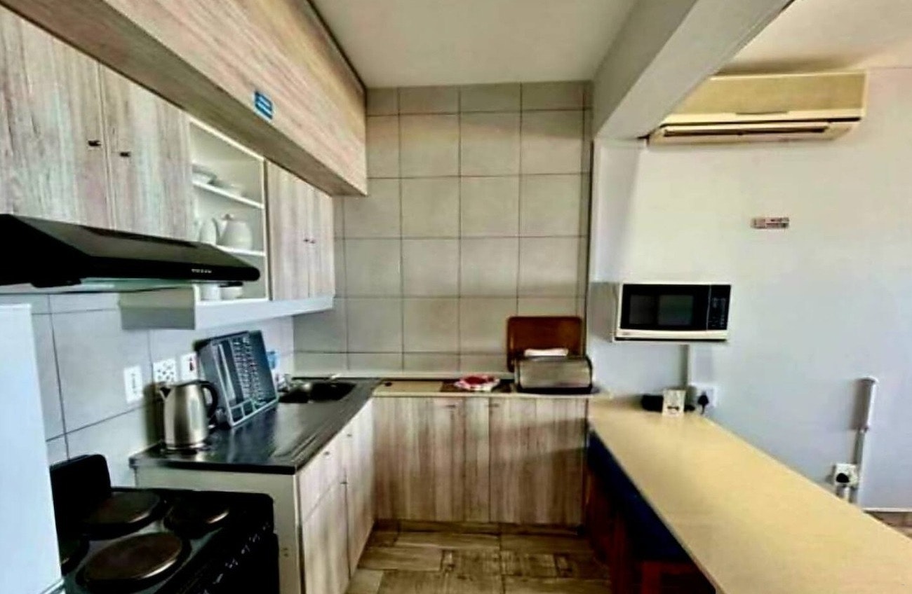 Shaka Shores Apartment 4C image no 7 of 10