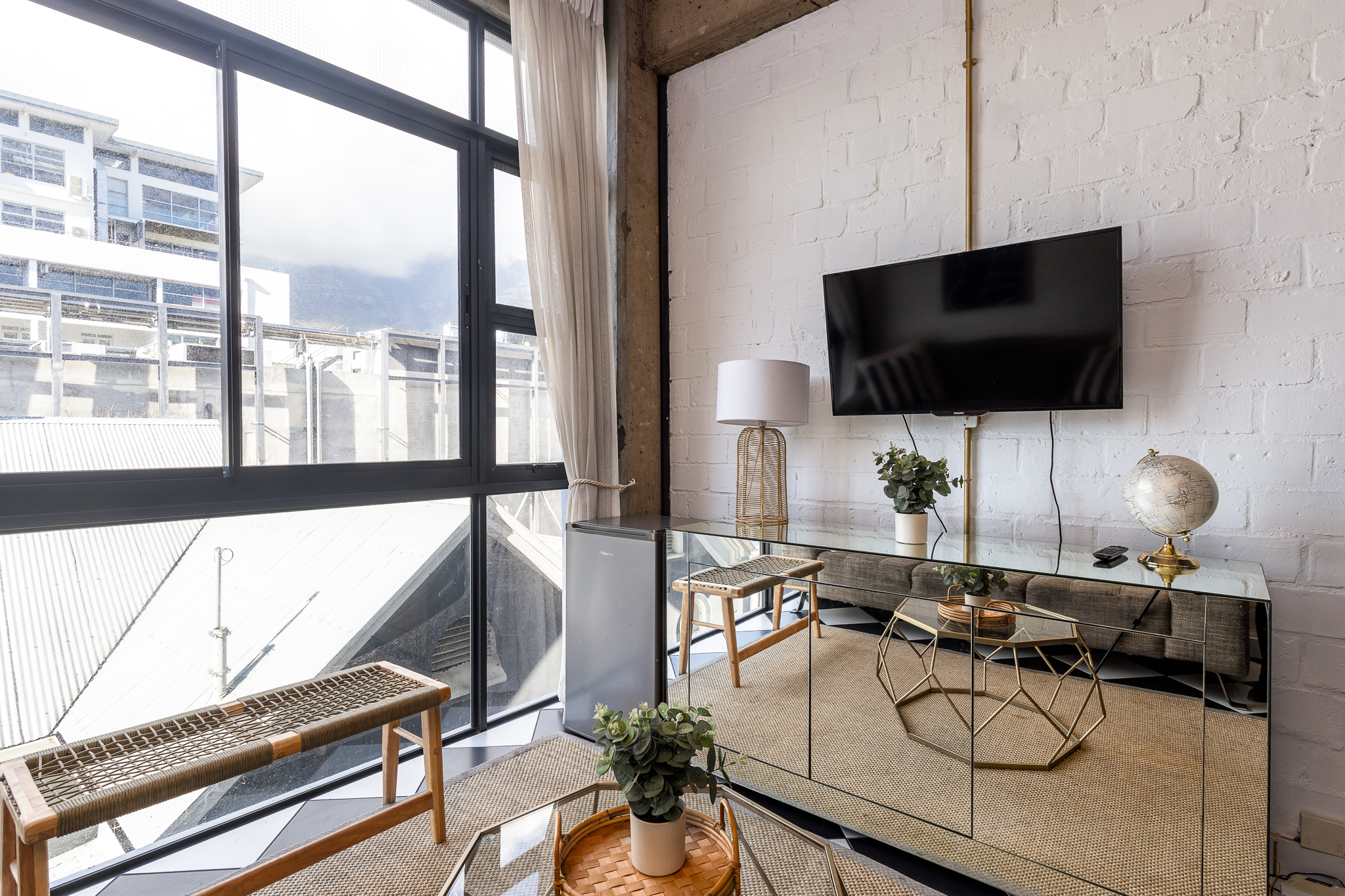 Stylish Temple House Loft by CTHA image no 10 of 17