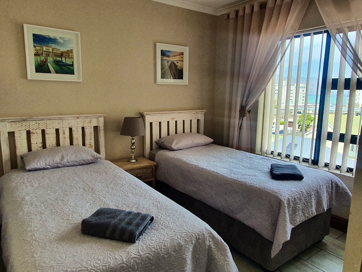 Cape Town Accommodation at Nautica Deluxe | Viya