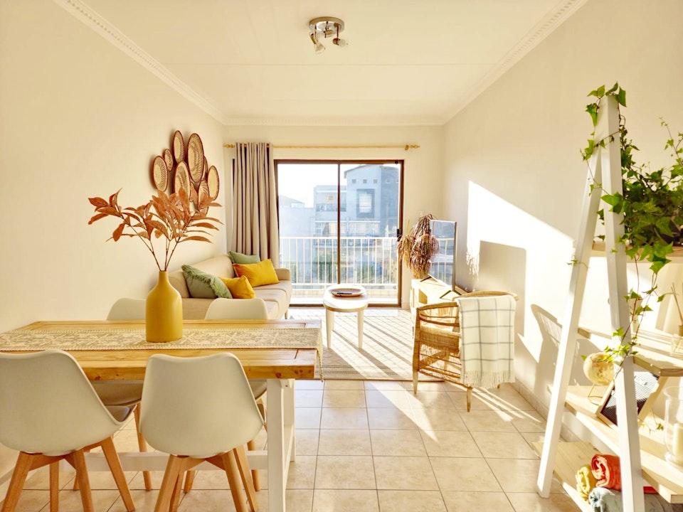 Bloubergstrand Accommodation at  | Viya