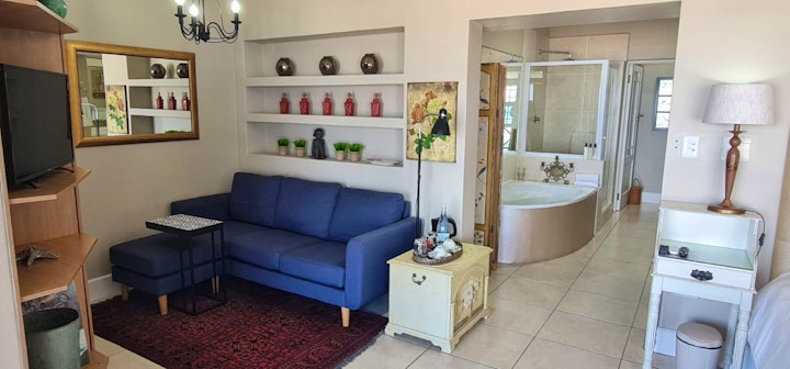 Jeffreys Bay Accommodation at On the Beach Guest House and Suites | Viya