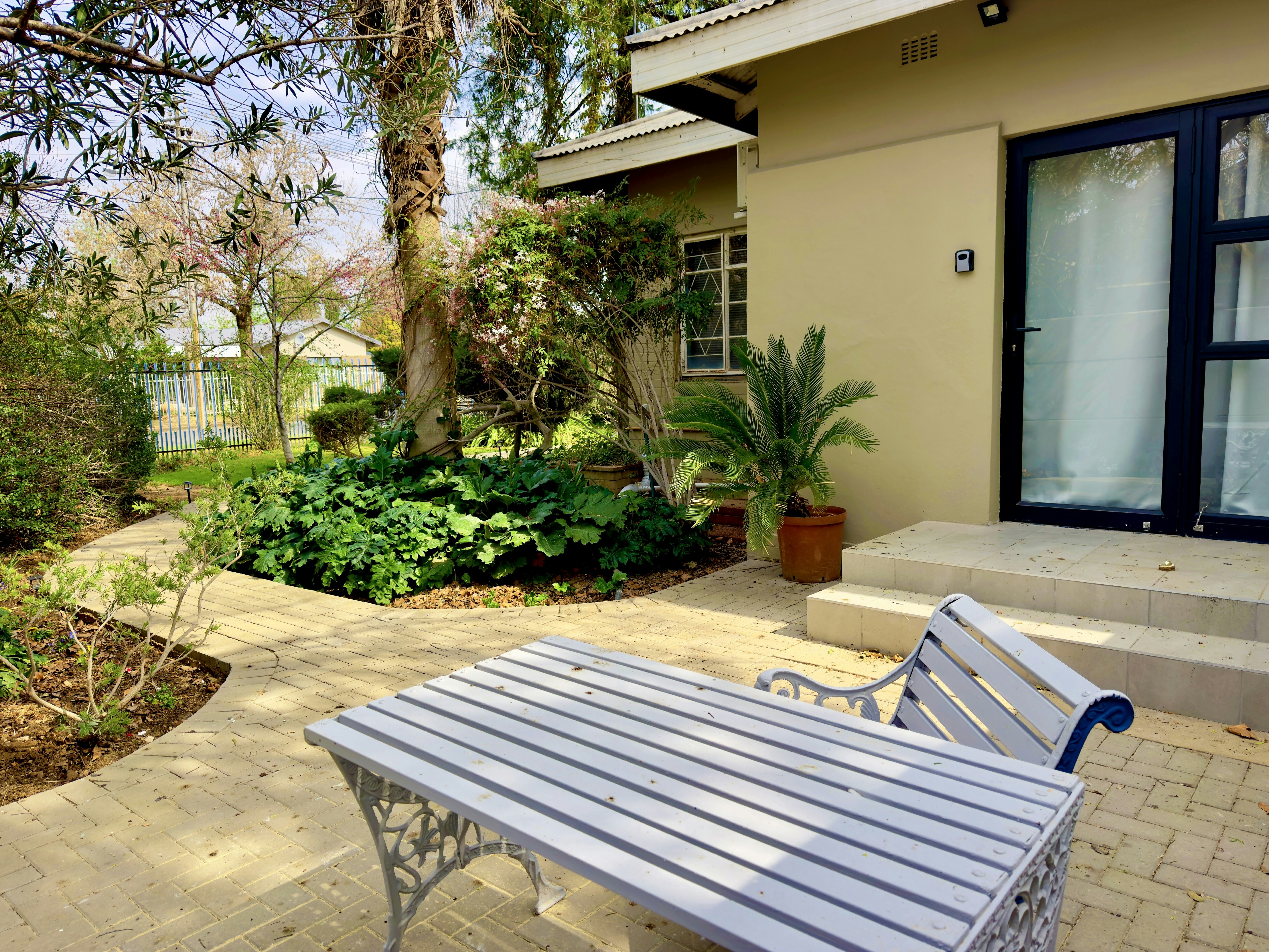 Amberaine Guest Lodge image no 4 of 18