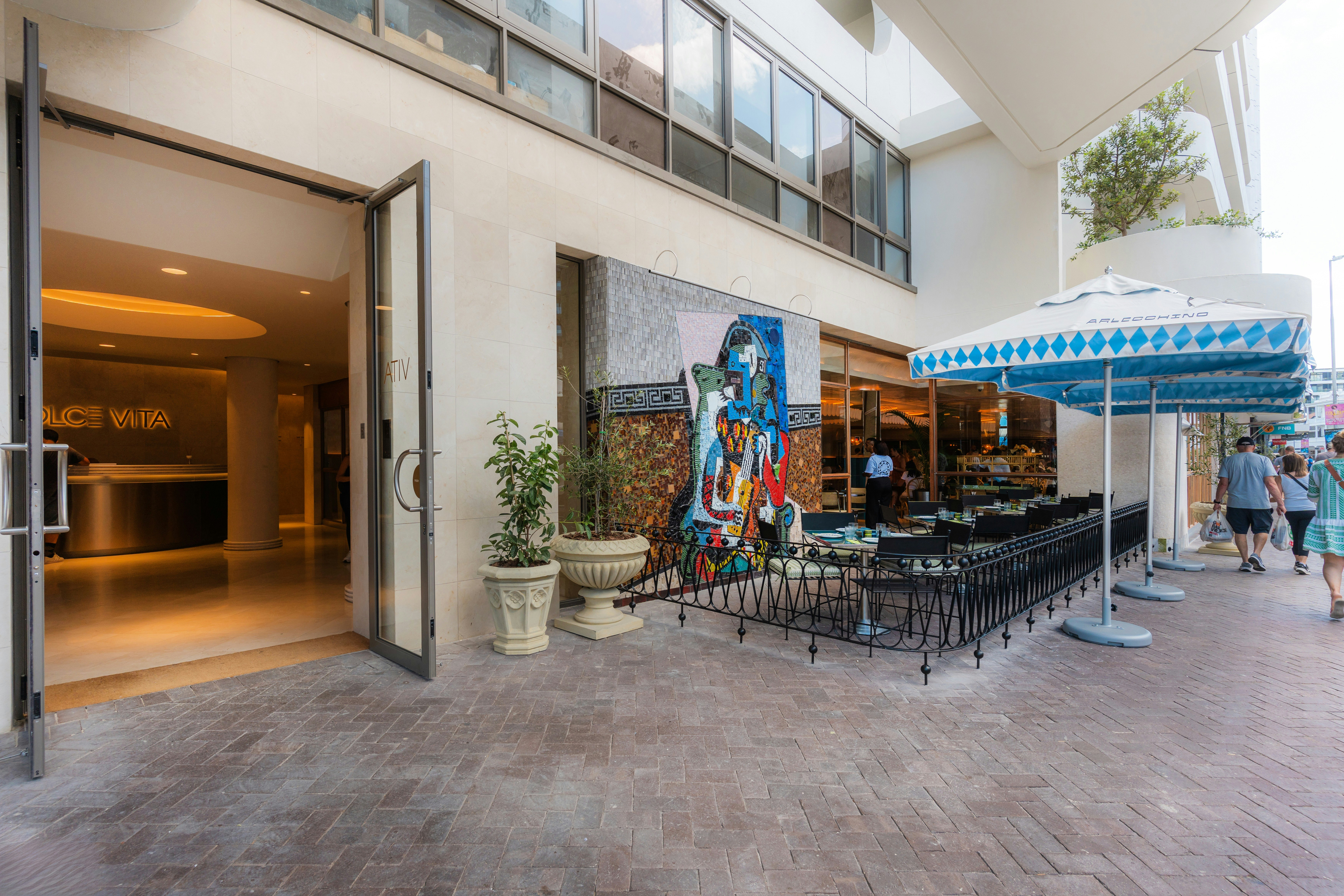 The Riviera Suite 309 image no 25 of 26