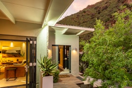 Garden Route Accommodation at Karoo Mountain River House | Viya