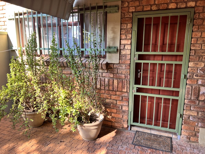 Pretoria Accommodation at 44 Roosmaryn Cottage | Viya