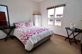 Still Bay Accommodation at 8 Op Blombos | Viya