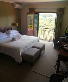 KranztKloof Nature Reserve Accommodation at Eagles View | Viya