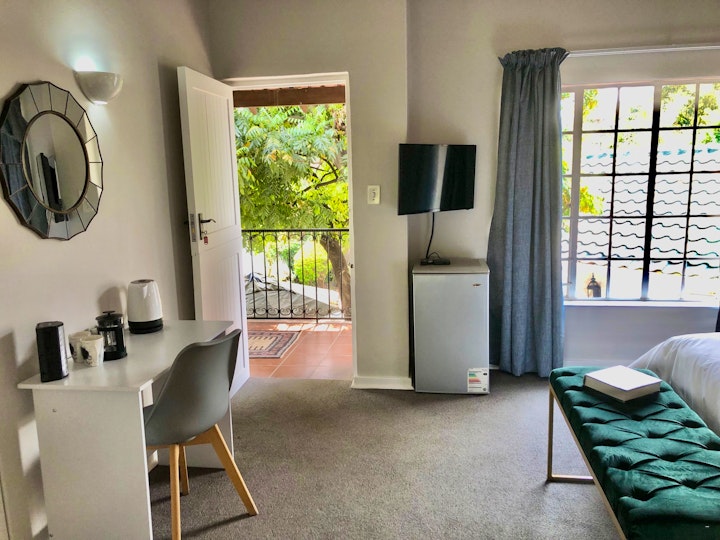 West Rand Accommodation at Darrenwood Guesthouse | Viya