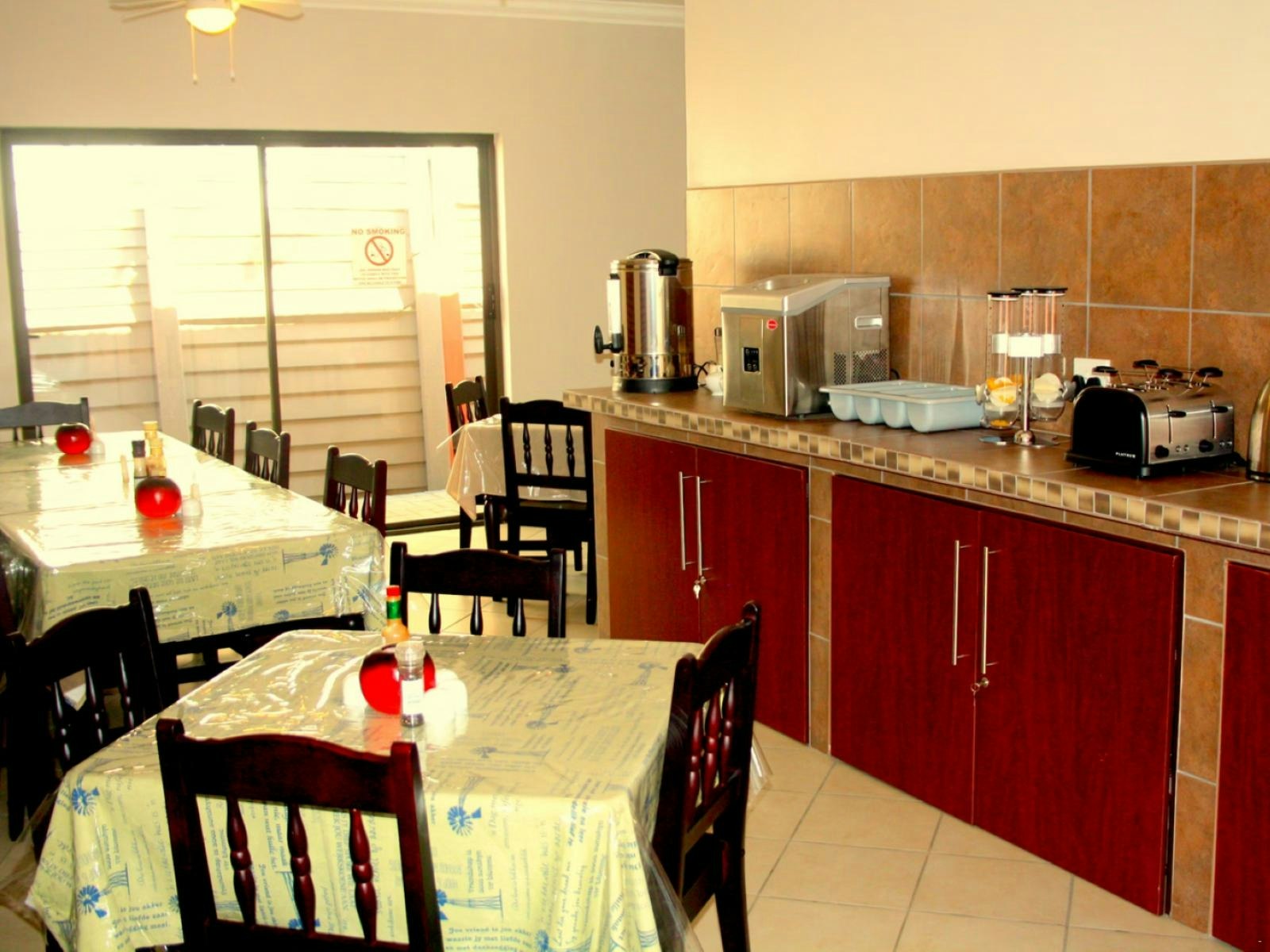 Grand Central Guesthouse Rustenburg image no 5 of 14