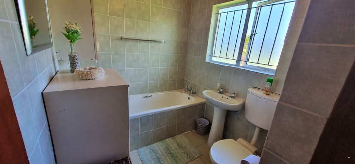 Overberg Accommodation at 4859 Lakeside | Viya