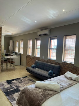 Free State Accommodation at Knight Inn | Viya