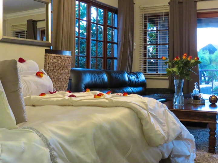 Hartbeespoort Accommodation at Galagos Lodge Guest House | Viya