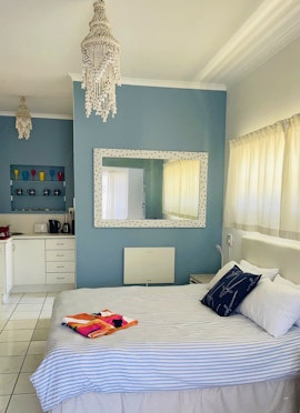 Jeffreys Bay Accommodation at Studio @ Plane Street | Viya