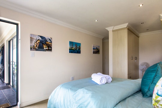 Jeffreys Bay Accommodation at  | Viya