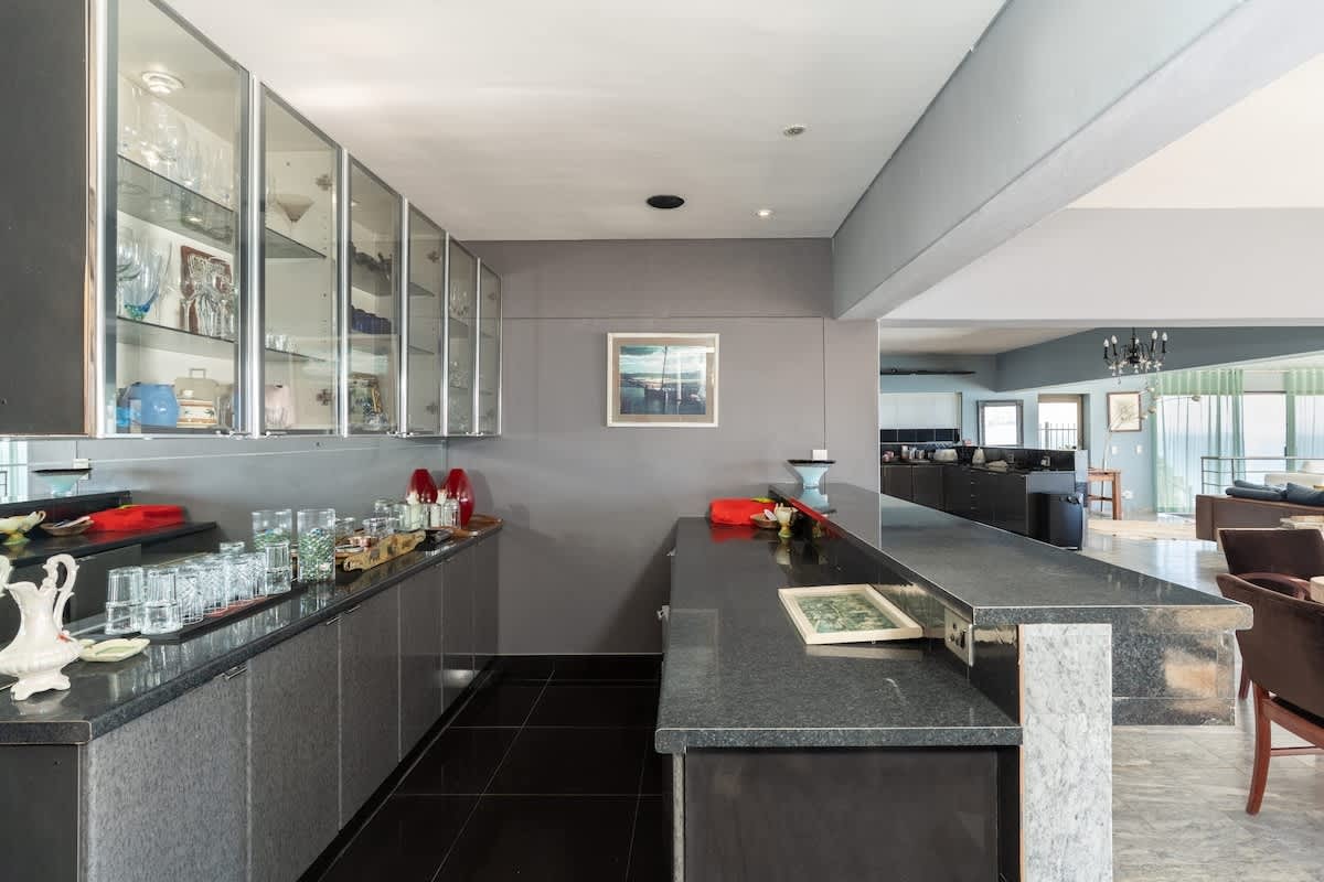 Gordon's Bay Villa with Sea and Mountain Views image no 13 of 38