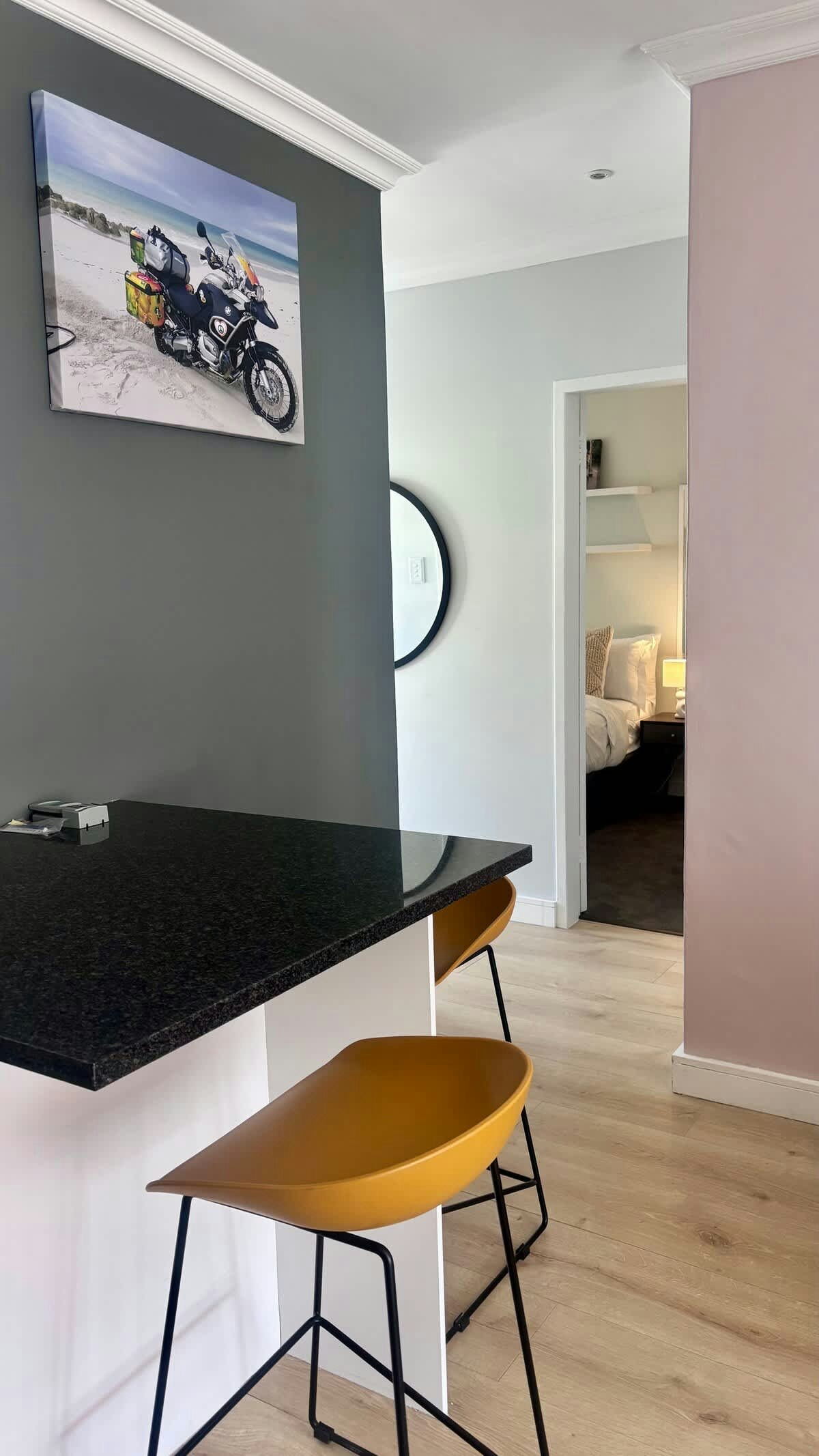 Beautiful 2 Bedroom Haven image no 7 of 19