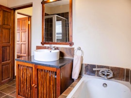 Limpopo Accommodation at Makhato Lodge 89 | Viya