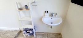 Hermanus Accommodation at Studio on 5th | Viya