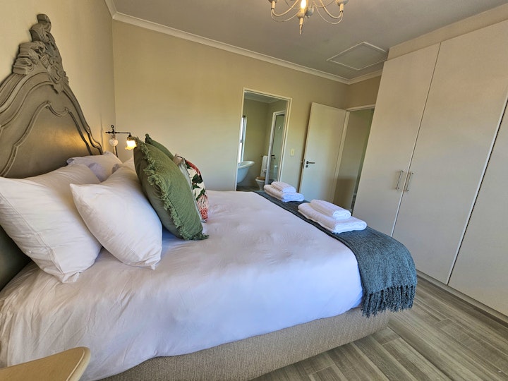 Cape Town Accommodation at Dorphene 304 | Viya