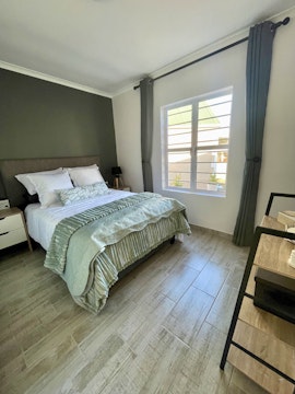 Jeffreys Bay Accommodation at Claptons Cottage 12 | Viya