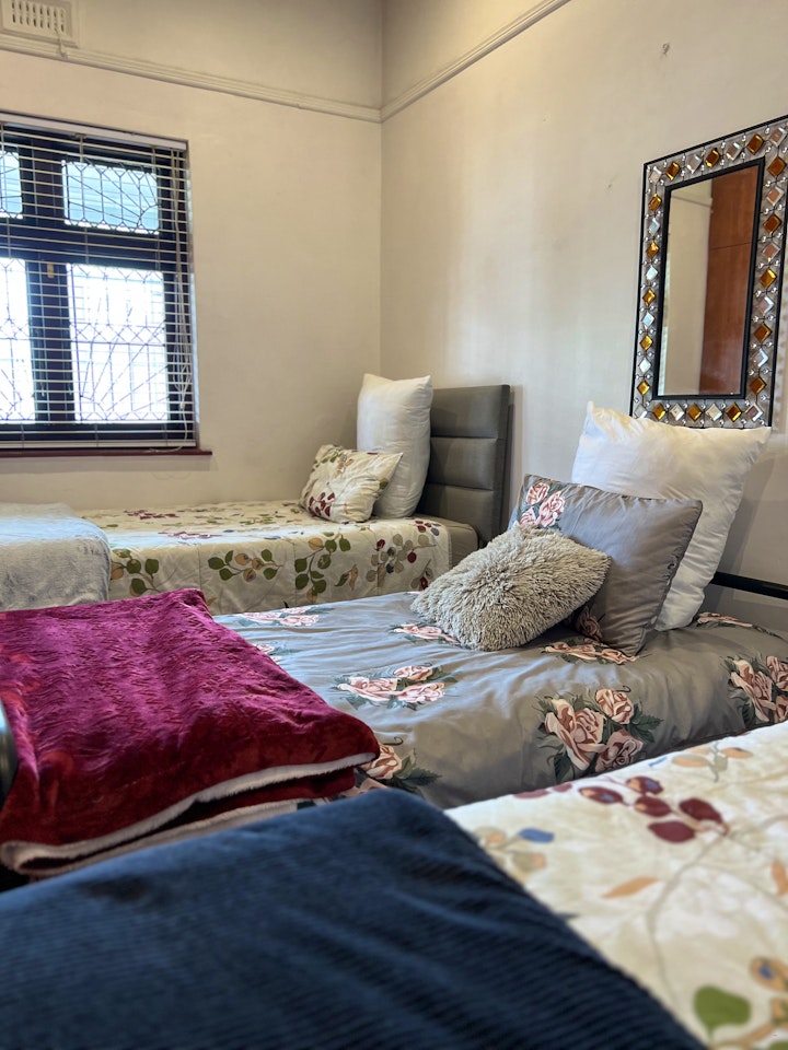 Cape Town Accommodation at Sharods Self Catering | Viya