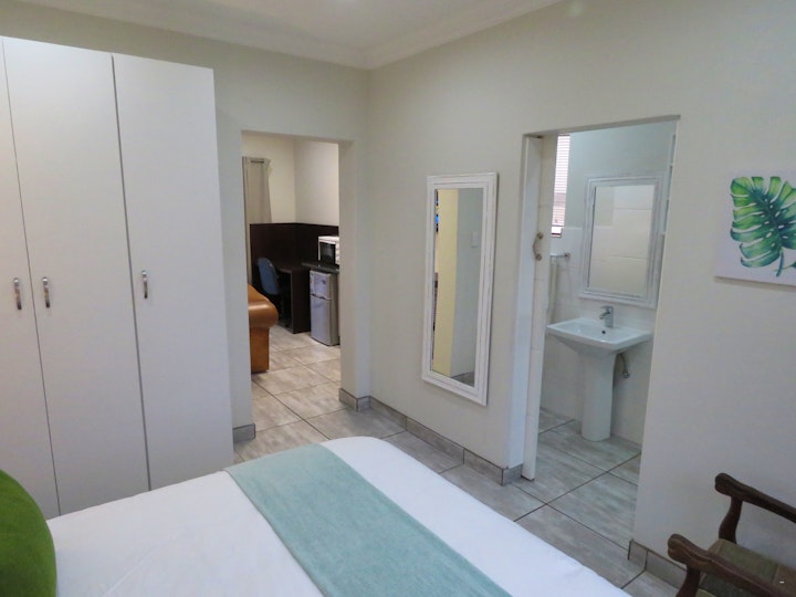 Pretoria East Accommodation at Sunbird Garden Cottage | Viya