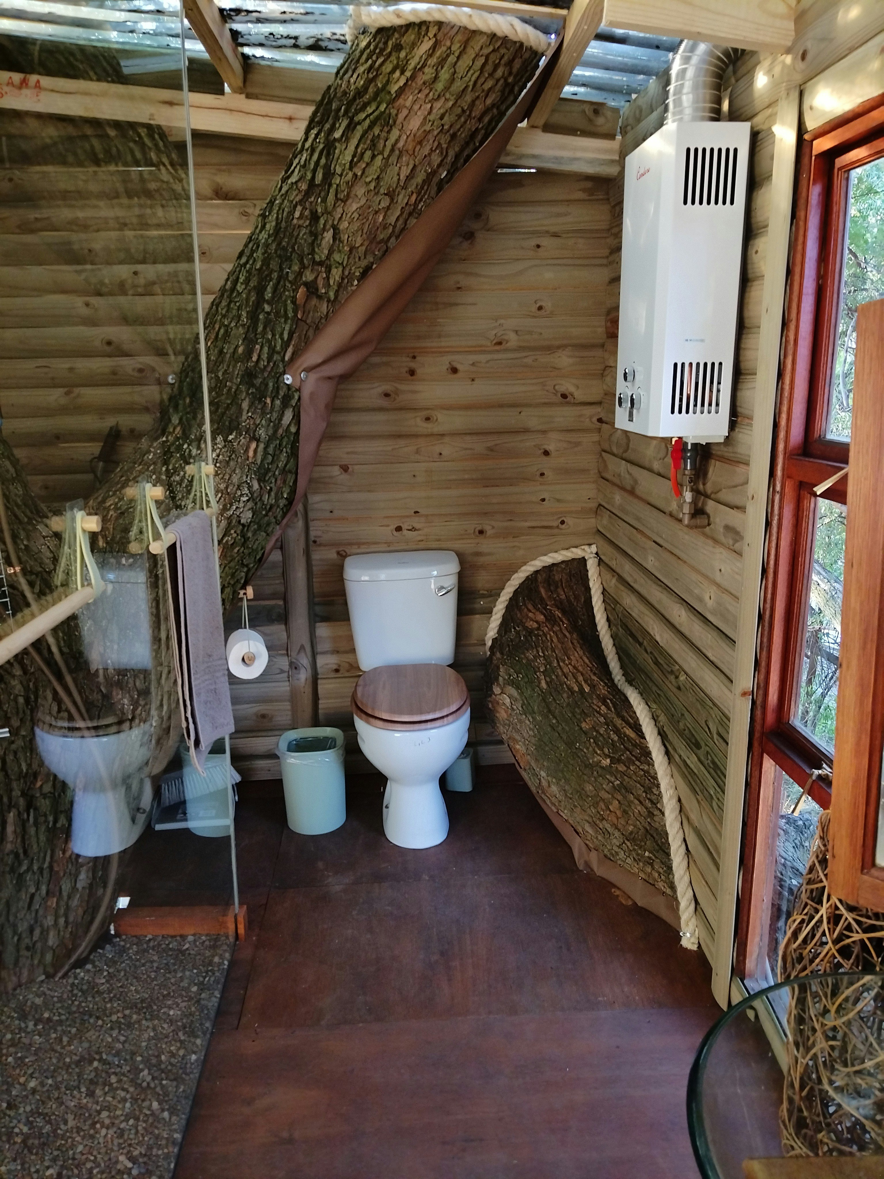 Tree House Living image no 12 of 14