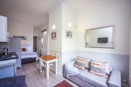 Northern Suburbs Accommodation at Charl & Elizabeth | Viya