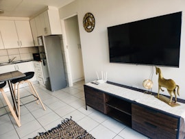 East London Accommodation at Sea Breeze Manor Gold Unit | Viya