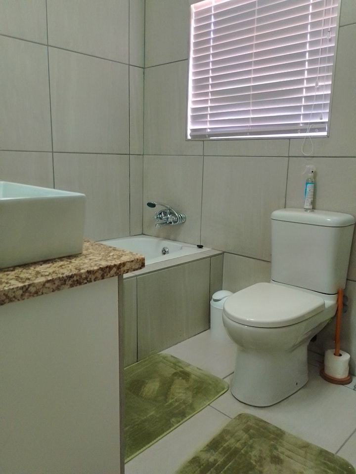 Rustenburg Town Accommodation at 45 on Drakensberg Avenue | Viya